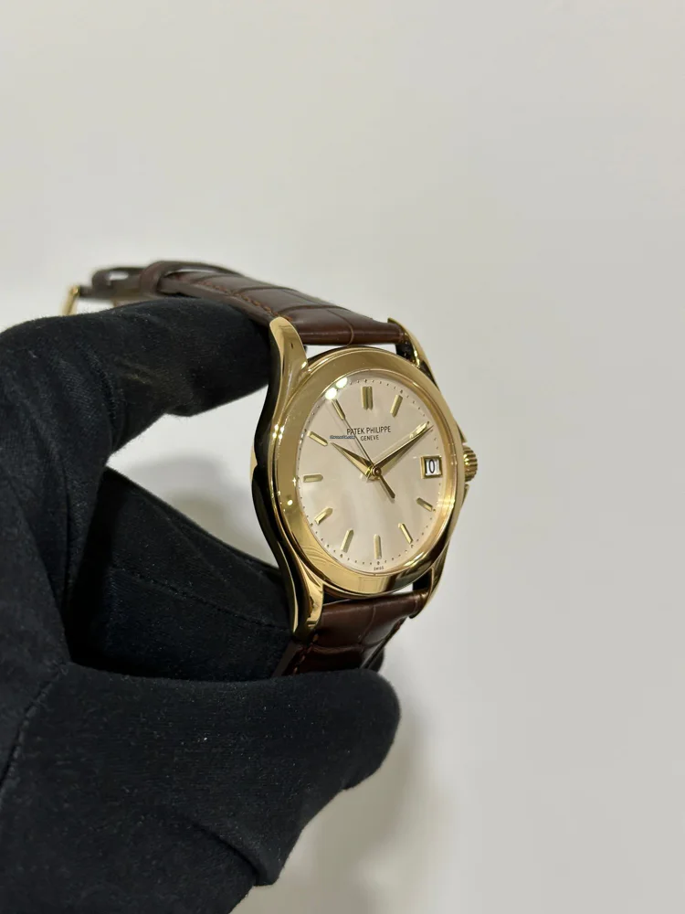 Patek Philippe Calatrava 5107J-001